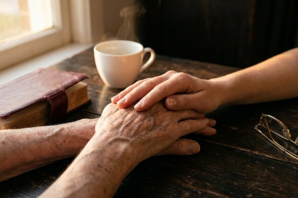Le mandat de protection future, ou anticiper la perte d’autonomie d’un proche